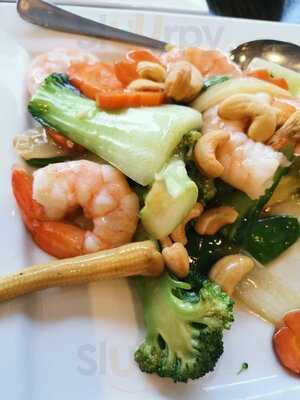 T'relek Restaurant And Bar