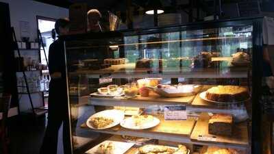 Lounders Boatshed Cafe