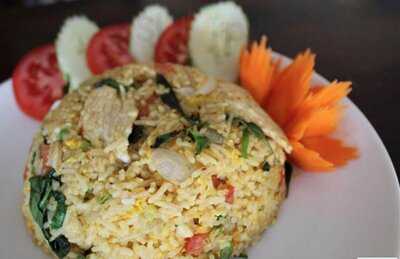 Tuk Tuk Restaurant & Bar