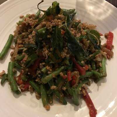 Tasty Thai Bar And Bistro