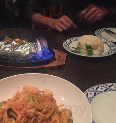 Silk And Spice Thai Restaurant