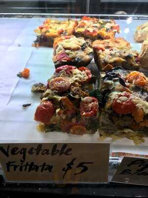 Iris And The Secret Squirrel