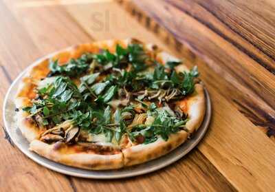 Small Print Pizza Bar