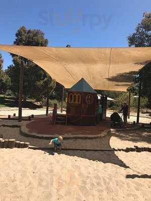 Stickybeaks Playground Cafe