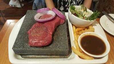 Cafe One Two Nine At Strathmore Hotel