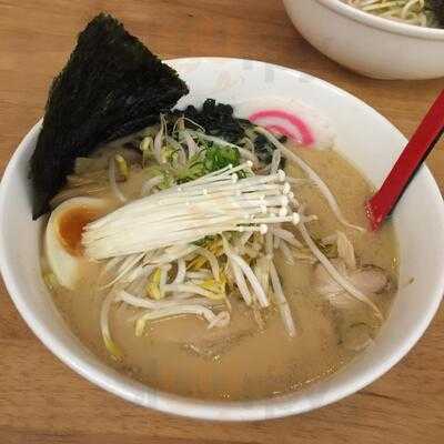 Zensaki Sushi And Izakaya