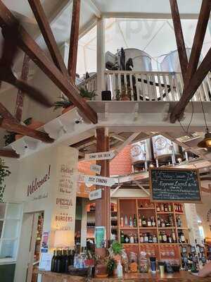 Island Brew House & Dining