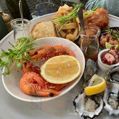 Island Brew House & Dining