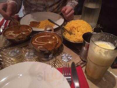 Raj's Palace Indian Restaurant