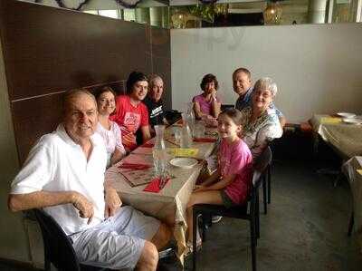 Raj's Palace Indian Restaurant