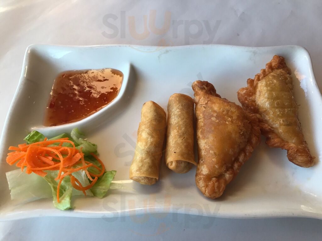Strictly Thai Restaurant