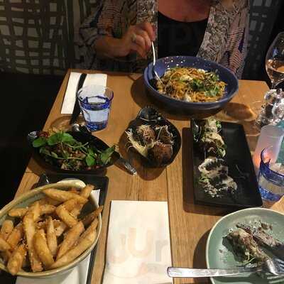 Nundah Corner Cafe & Bistro