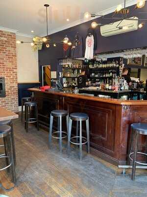 Gilbert Street Hotel