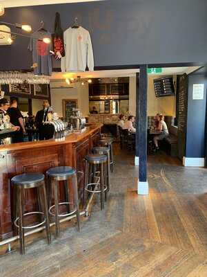 Gilbert Street Hotel