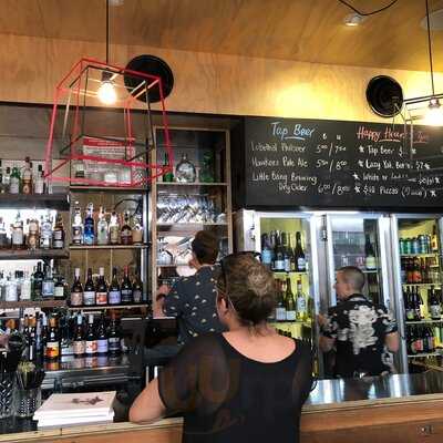 Lindes Lane Cafe Bar