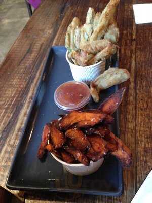 Grill'd Brookfield Place