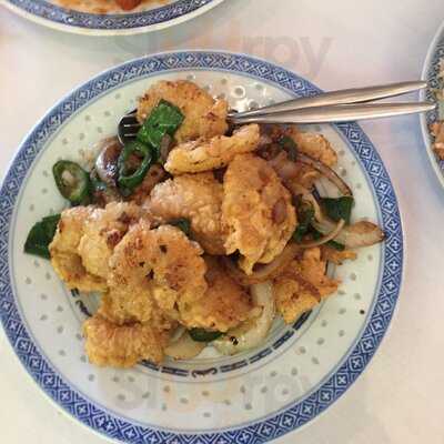 Swan Lake Chinese Restaurant