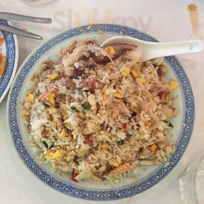 Swan Lake Chinese Restaurant