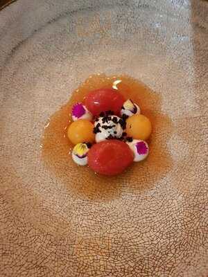 Allium Restaurant And Bar