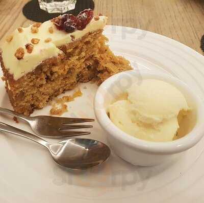 Jo-jo's Restaurant + Bar