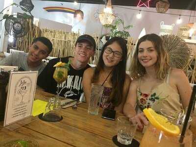 Jo-jo's Restaurant + Bar