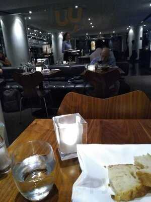 Vintaged Bar + Grill