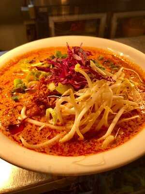 Sunshines At The Gladstone Hotel