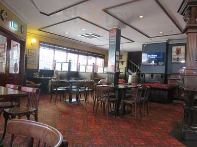 The Elephant British Pub