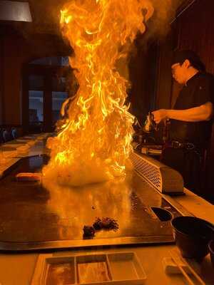 Midori Teppanyaki And Bar