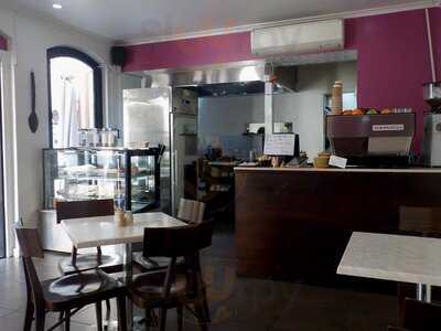 Aroma Cafe And Pizzeria