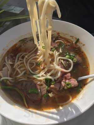 East Cafe & Vietnamese Bistro