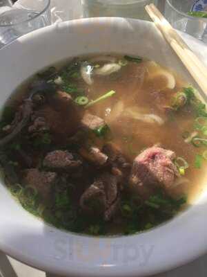 East Cafe & Vietnamese Bistro