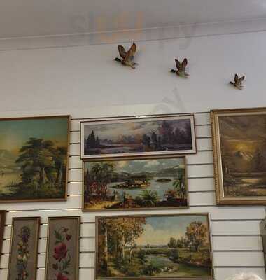 Mid-century Cafe And Collectables