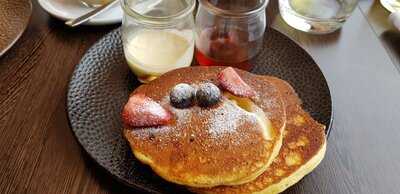 Riverside Restaurant