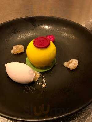 Silks At Crown Entertainment Complex