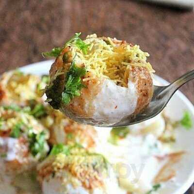 Mela Indian Sweets And Eats