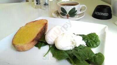 Bramble Place Cafe & Lounge