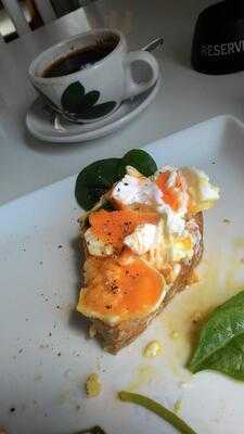 Bramble Place Cafe & Lounge