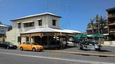 Bramble Place Cafe & Lounge