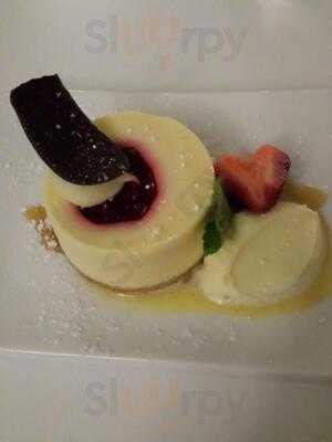 Bramble Place Cafe & Lounge