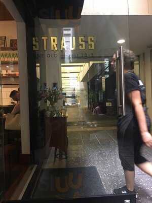 Strauss Cafe