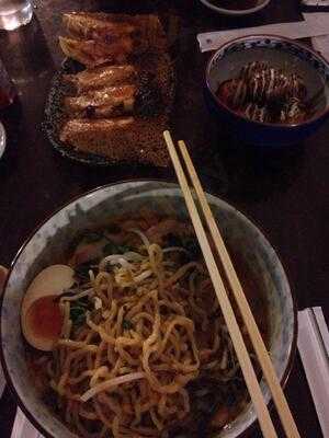 Taro's Ramen & Cafe