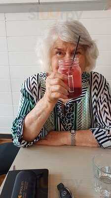 Cafe The Distributor Eatery