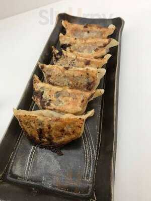 Susuru Ramen & Gyoza Bar