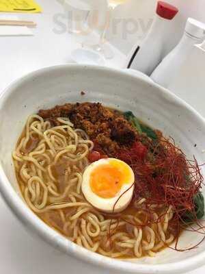 Susuru Ramen & Gyoza Bar