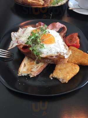 Il Mandolino Restaurant & Pizzeria