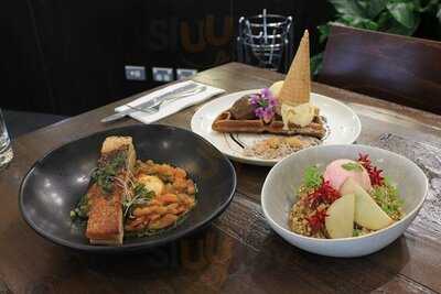 Covet Bar And Restaurant