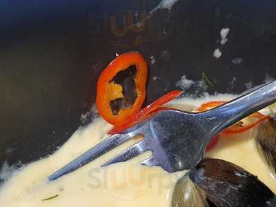 Costi's Famous Fish Co.