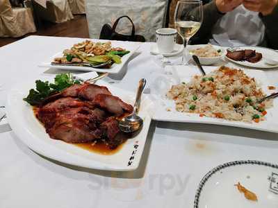 Dragon Palace City Restaurant And Bar