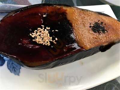 Nishiki Cafe & Izakaya